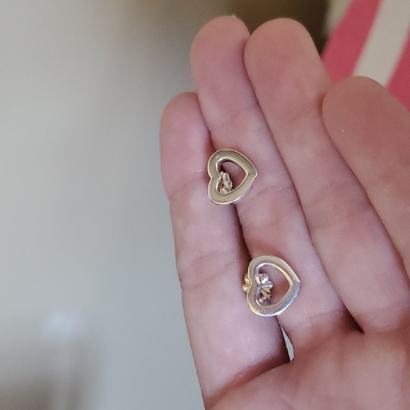 Tiffany and co heart earrings rare!! - Picture 2 of 3